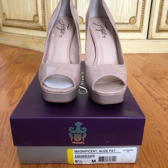 New Fergie Platform Patent Pumps in Nude - Picture 5 of 8